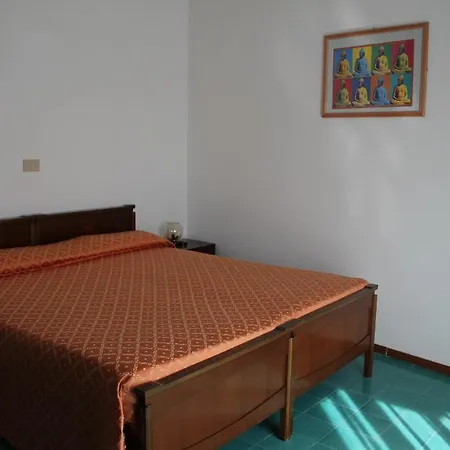 Oceanic Hotel