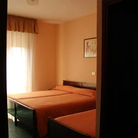 Oceanic Hotel